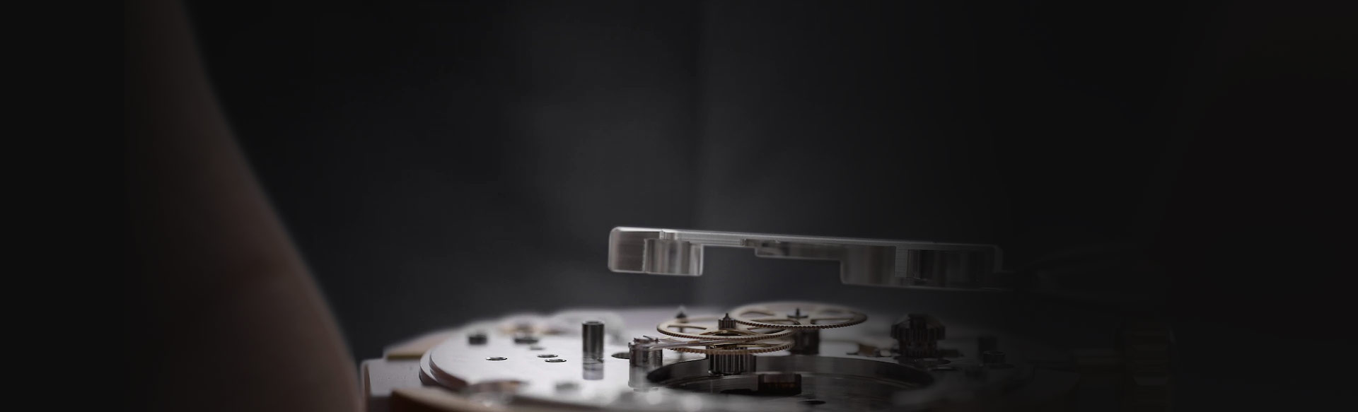 萬國(guó)指定授權(quán)維修